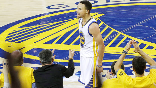 nba-playoffs-stephen-curry-golden-state-warriors-oklahoma-city-thunder-game-5-video.jpg